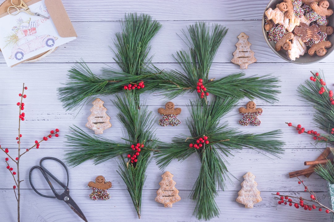 Embracing Nostalgia: Vintage Christmas Tree Inspiration